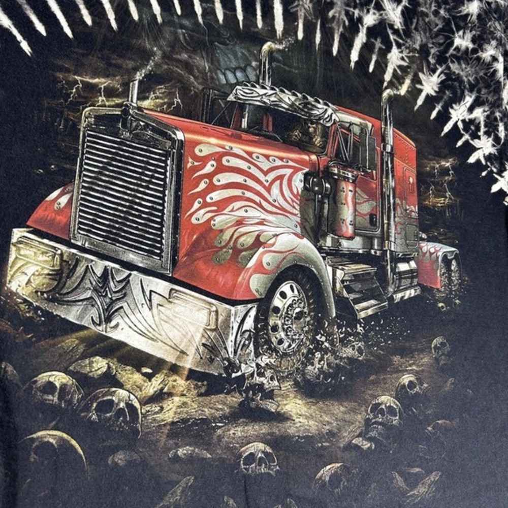 Skull Shirtz Men's Graphic T-Shirt Double Sided Semi‎ Truck Skull Size XL Grunge